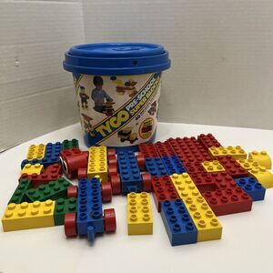 Vintage 1984 TYCO Super Blocks Pre-School Bucket 37 blocks Original Case
